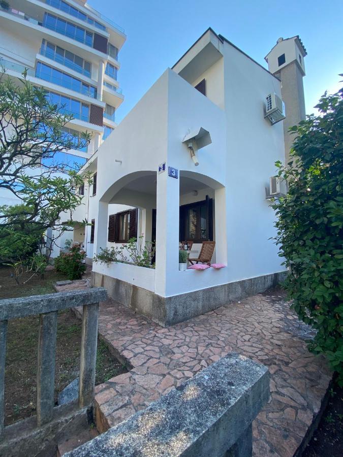 Holiday home Kamelija *